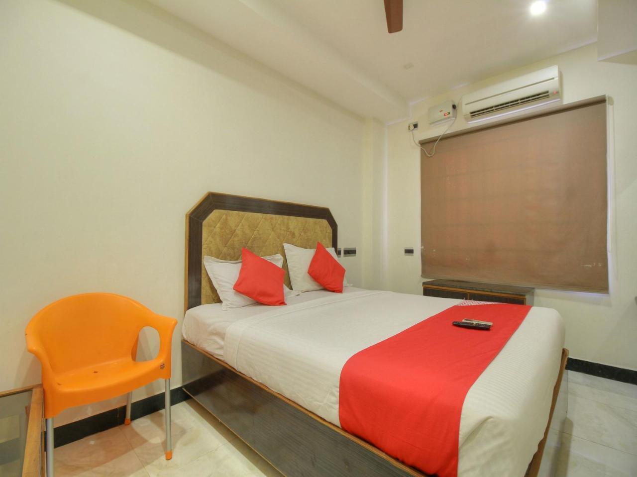 Oyo 15948 Hotel Srees Tiruchirappalli Екстериор снимка