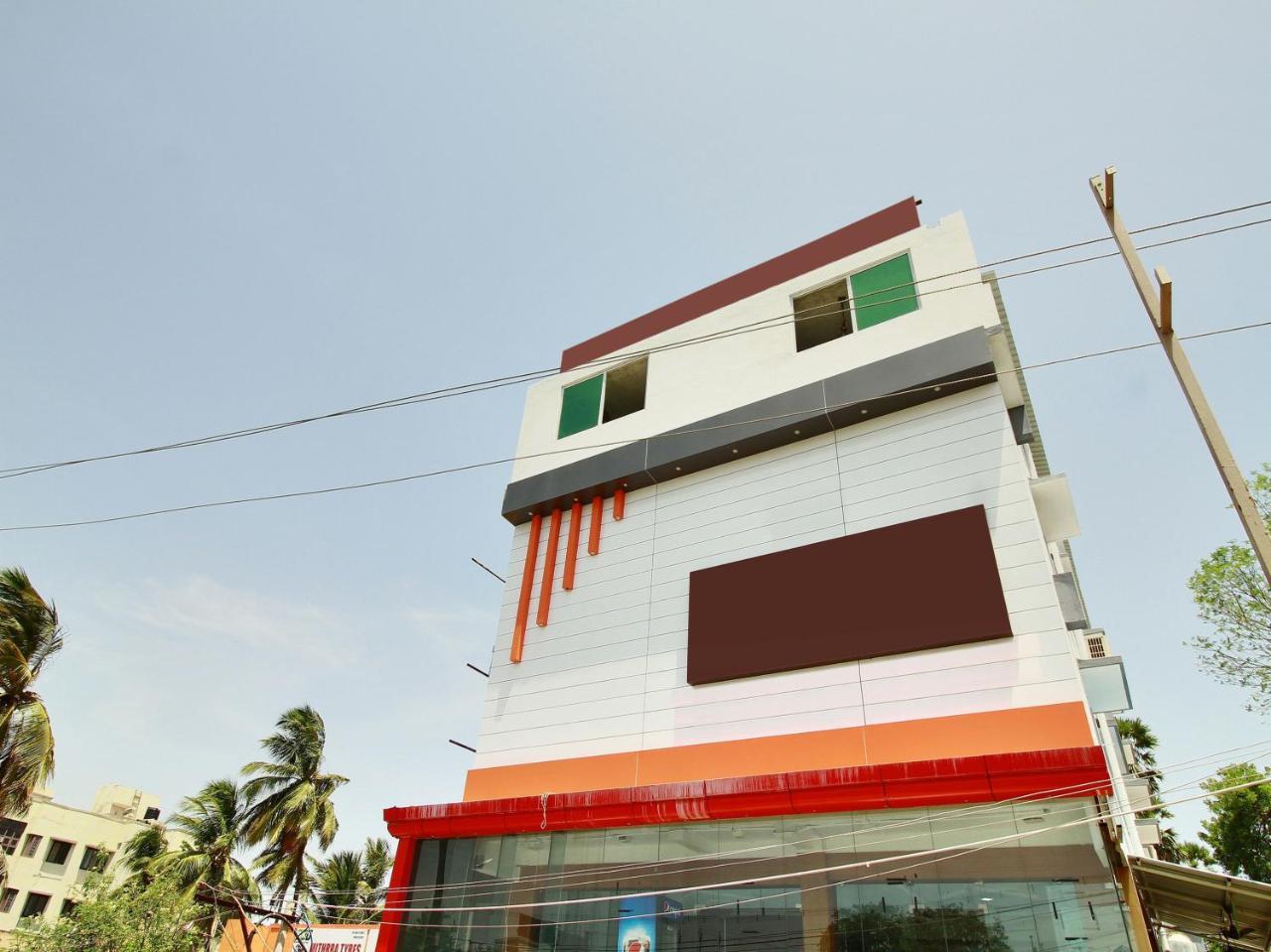 Oyo 15948 Hotel Srees Tiruchirappalli Екстериор снимка