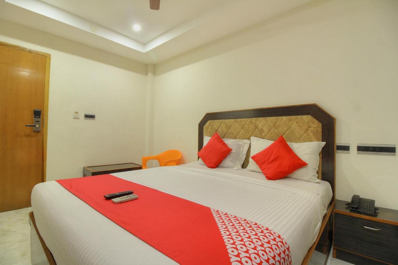 Oyo 15948 Hotel Srees Tiruchirappalli Екстериор снимка